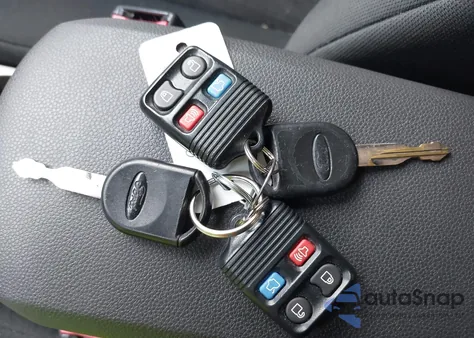 2010 Ford Focus Se из США, поврежденный, VIN 1FAHP3FN4AW149163